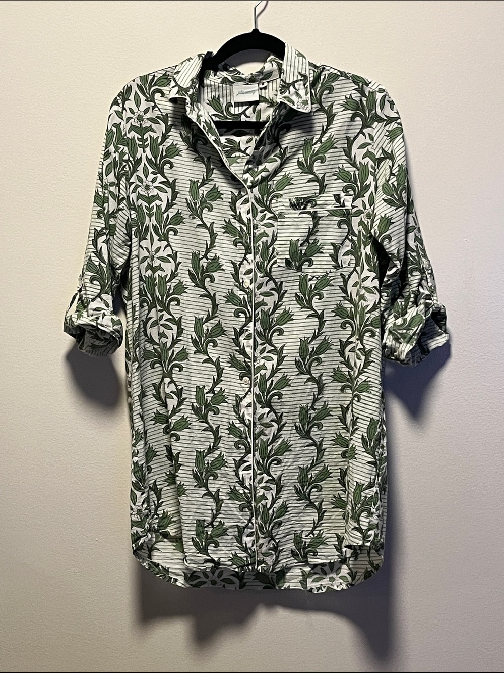 JULIA AMORY Green Floral-Print Button-Down Cotton Husband Shirt, Size M